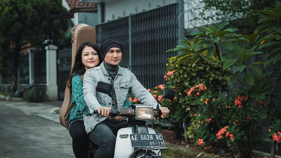 Anji Manji dan Wina Natalia