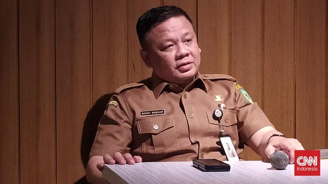 Kepala Dinas Perpustakaan Medan, Benny Sinomba, dimutasi ke Pemprov Sumut per 1 Agustus 2026. Ia adalah paman Gubernur Bobby Nasution.