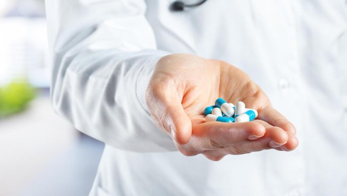 Wajib Tahu! Ini Alasan Konsumsi Antibiotik Harus dengan Resep Dokter