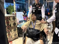 Jemaah Haji Lansia Dapat Kamar Dekat Lift dan Bus Khusus