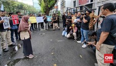 Jurnalis Solo & Medan Demo Tolak RUU Penyiaran Perusak Kebebasan Pers