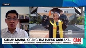 VIDEO: Kuliah Mahal, Orang Tua Harus Cari Akal