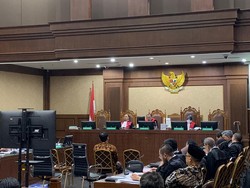 Hakim Tanya Saksi soal Alasan Tol MBZ Tak Bisa Dilintasi Bus