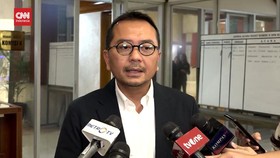 VIDEO: DPR Desak Nadiem Batalkan Kenaikan Uang Kuliah Tunggal