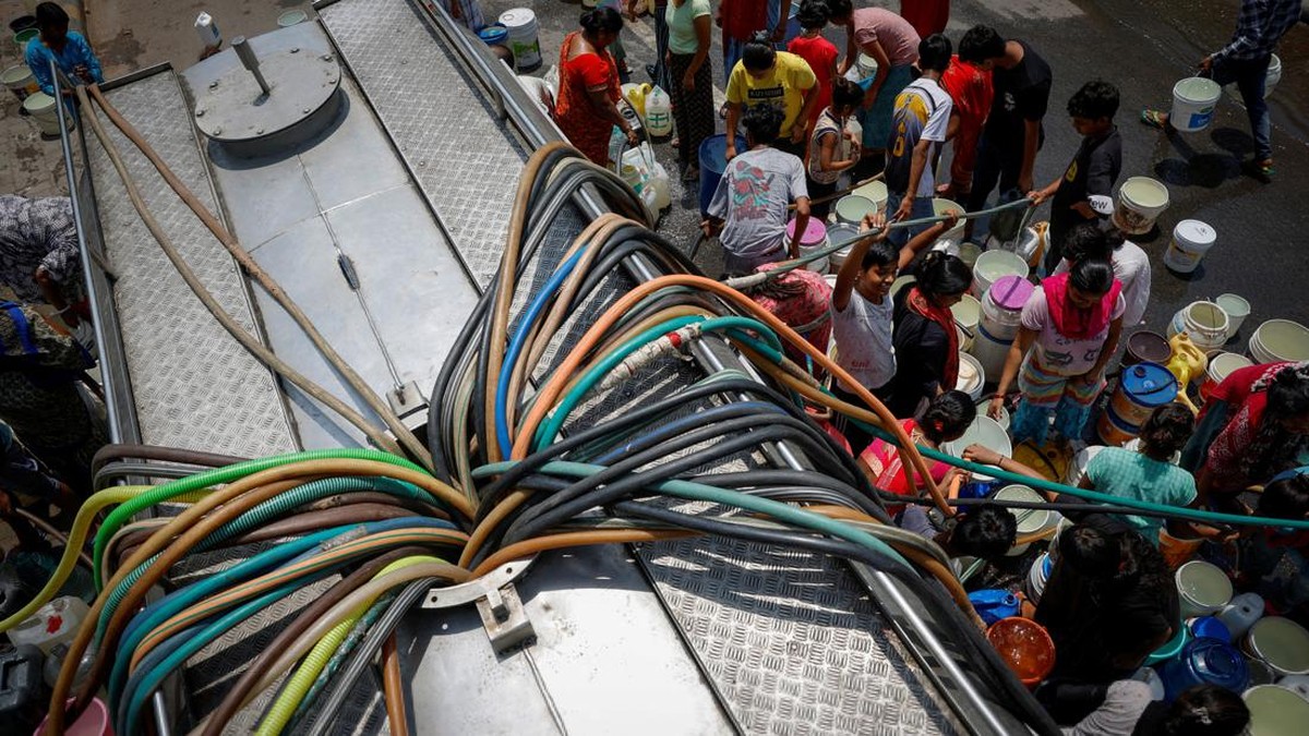 FOTO: Cara Bertahan dari Serangan Gelombang Panas Menyengat Ala India