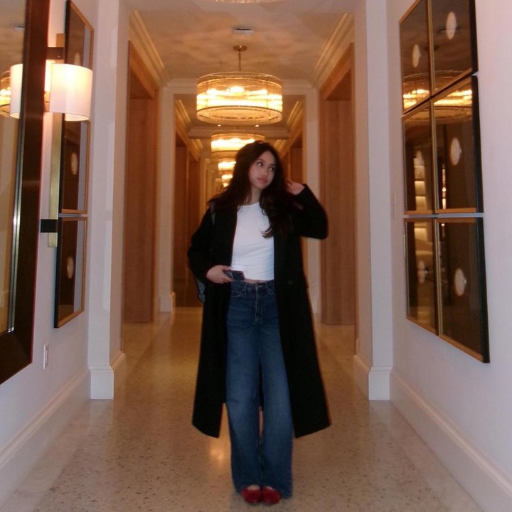 <p>Jasmine Abeng saat ini tengah menempuh pendidikan di luar negeri, Bunda. Ia menjadi mahasiswa Universitas San Francisco, Amerika Serikat. (Foto: Instagram @jasmineabeng)</p>