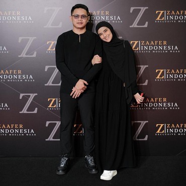 Pernikahan Dikhawatirkan, 7 Potret Mesra Nadya Mustika & Iqbal Rosadi Jadi Sorotan