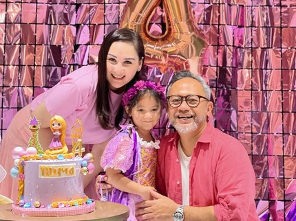 7 Potret Ultah ke-4 Numa Putri Mona Ratuliu, Bikin Pesta Dadakan Bertema Rapunzel