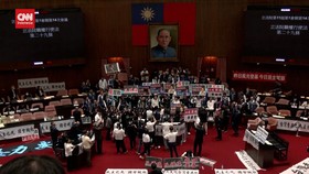 VIDEO: Presiden Baru Dilantik, Parlemen Taiwan Ribut Lagi