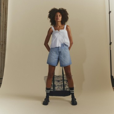 Cuaca Panas, Ini Jenis Bahan Pakaian yang Ringan dan Nyaman Anti Gerah