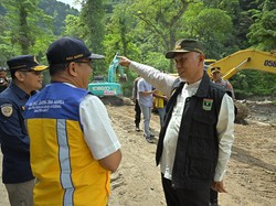 Perbaikan Jalan Lembah Anai Sumbar yang Amblas Tuntas Juli 2024