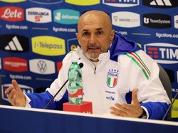 Luciano Spalletti: Jadi Pelatih Italia Tak Boleh Banyak Alibi