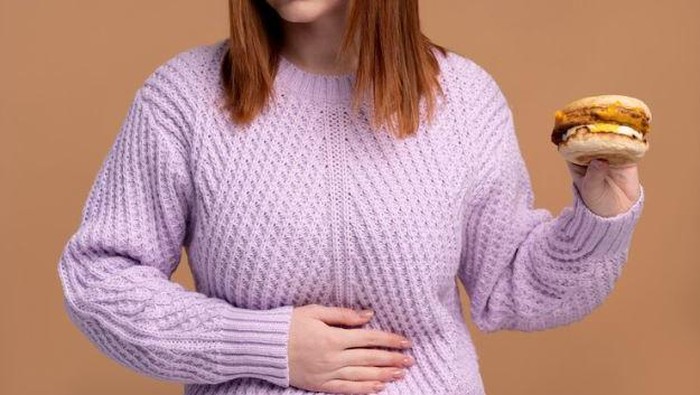 5 Makanan yang Pantang Dikonsumsi oleh Penderita Asam Lambung