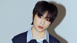 Lirik Lagu Play With Me (DoReMiFaSoLaSi) - Pagaehun