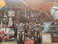 Pasar Loak Kebayoran Lama, Alternatif Wisata Belanja Long Weekend di Jakarta