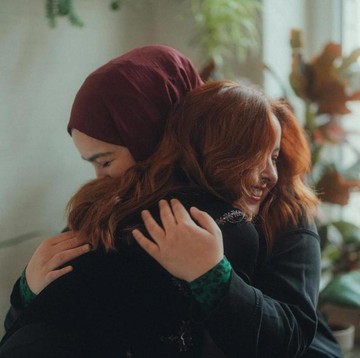 Benarkah Perempuan Punya Sifat Empati yang Lebih Tinggi? Ini Penjelasannya Menurut Penelitian