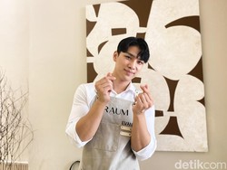 Annyeonghaseyo! Ngopi di Kafe Viral Ini Dilayani Barista Oppa Korea Asli