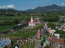 Simak Tips Berkunjung ke Florawisata Santerra de Laponte Malang