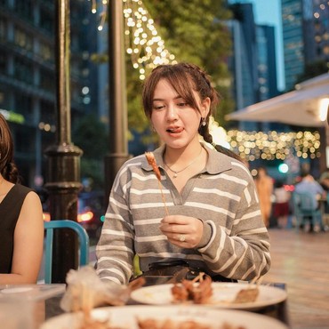 Telanjur Makan Daging Babi Seperti Happy Asmara, Bagaimana Menyucikannya?