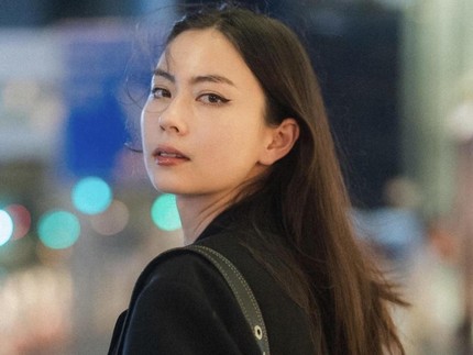 5 Fakta Lauren Tsai Aktris Sekaligus Model yang Diduga Kekasih Park Seo Joon