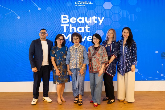 L'Oreal Beauty That Moves: Women in Science
