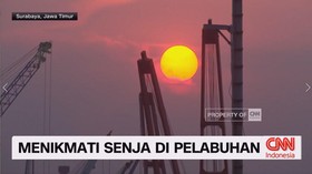 VIDEO: Menikmati Senja di Pelabuhan