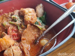 Hati-hati! Sering Makan Seblak Picu Hipertensi, Ini Kata Ahli Gizi
