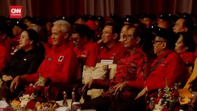 VIDEO: Megawati Sebut Ganjar-Mahfud Belum Dipensiunkan