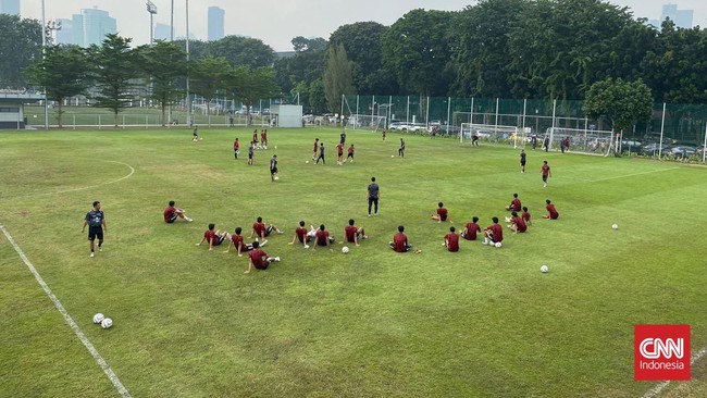 Strategi Indra Sjafri Hadapi Tantangan Timnas U-20 Melawan Pemain Senior di Toulon Cup