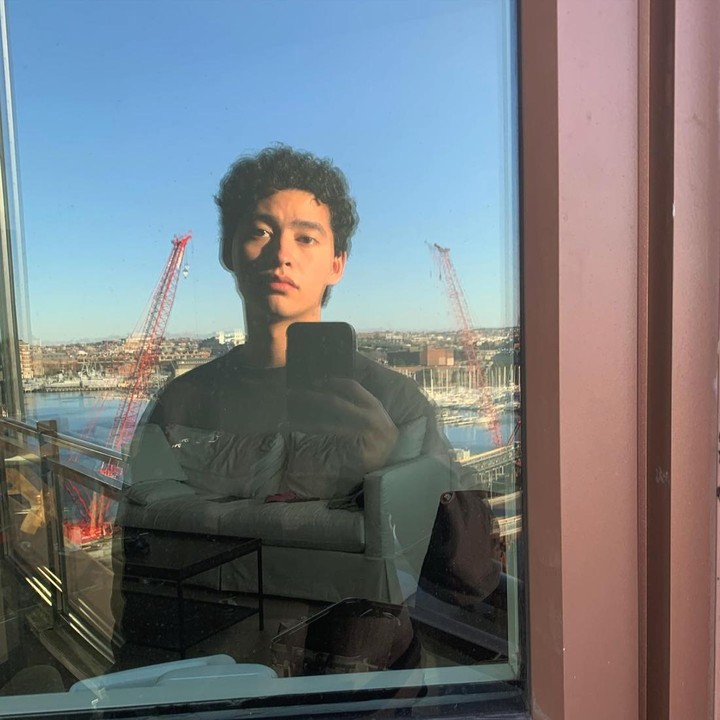 <p>Mantan Menteri Kelautan dan Perikanan RI, Susi Pudjiastuti, memiliki putra bungsu yang kerap menarik perhatian netizen. Ia adalah Alvy Xavier. (Foto: Instagram @alvy_xavier)</p>