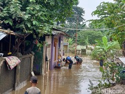 Seratusan Rumah di RW 07 Pejaten Timur Jaksel Kebanjiran Hari Ini