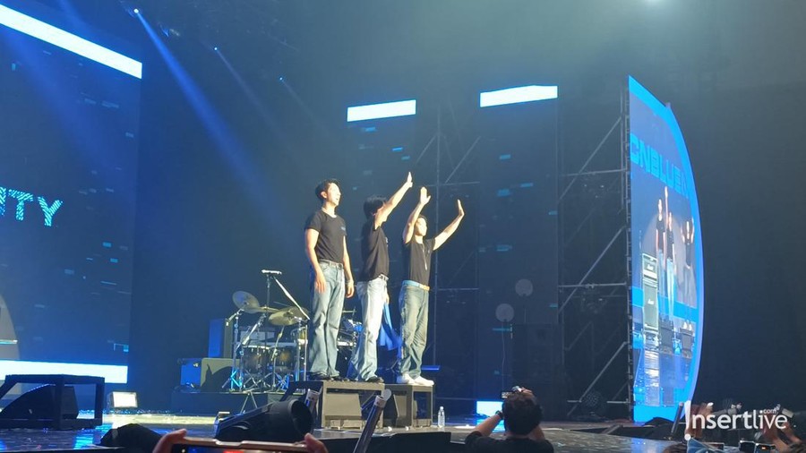 CNBLUE