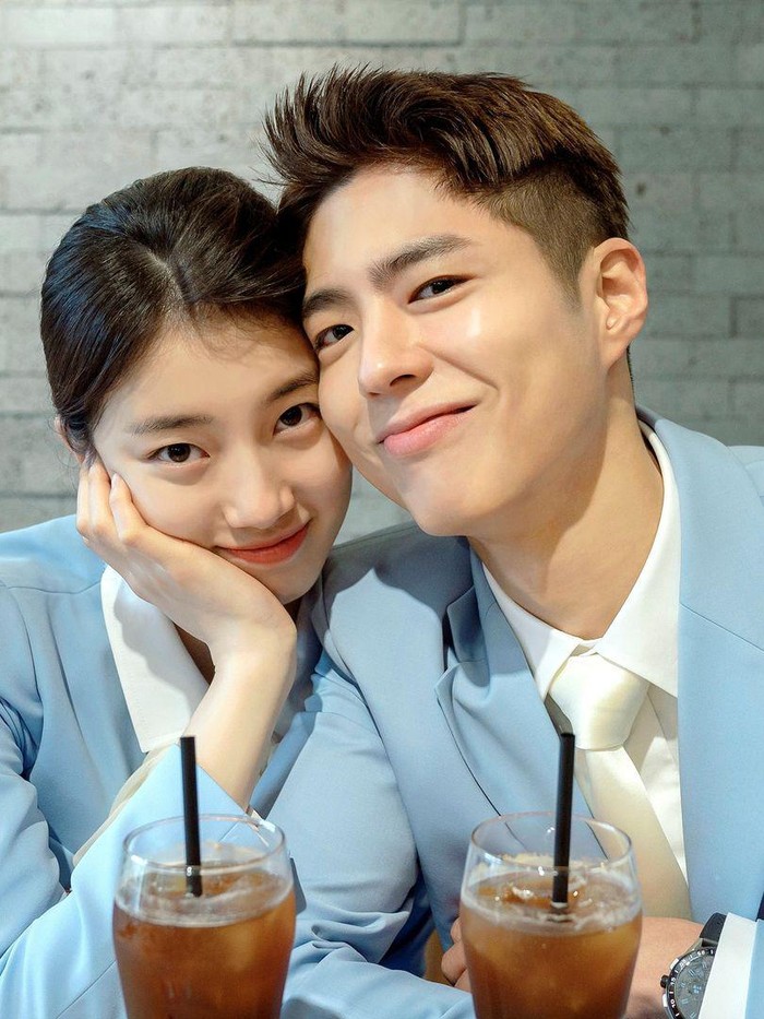 Dalam film ini, keduanya berperan sebagai pasangan kekasih, Beauties. Mereka adalah Jeong In (Bae Suzy) dan Tae Joo (Park Bo Gum)./ Foto: instagram.com/acemaker.movie