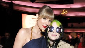 Billie Eilish Dituding Sindir Taylor Swift Soal Konser 3 Jam