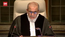 VIDEO: Momen Hakim ICJ Perintahkan Israel Setop Serangan di Rafah
