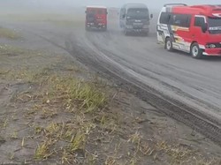 Heboh Rombongan Elf SMK Tangsel Masuk Lautan Pasir Bromo Berujung Maaf