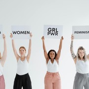 5 Stigma yang Masih Harus Dihadapi Perempuan