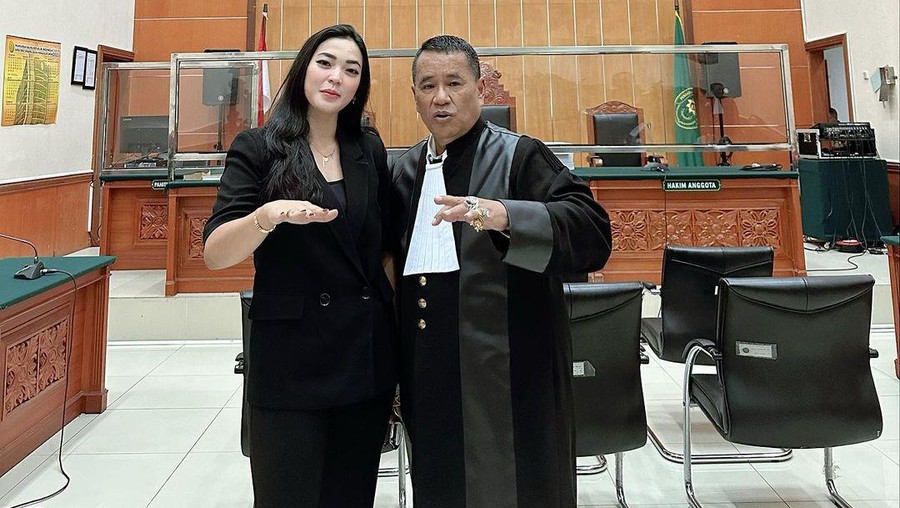 Dewi Intan SH