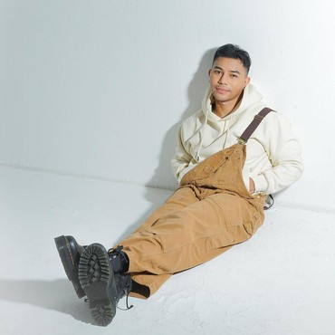 Lirik Lagu Mahir Memberi Luka - Fabio Asher