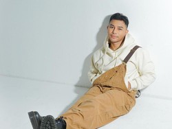 Lirik Lagu Mahir Memberi Luka - Fabio Asher