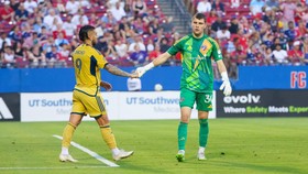Pelatih FC Dallas Puji 8 Penyelamatan Maarten Paes: Sangat Bagus