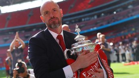 De Zerbi Gantikan Ten Hag, Maresca Gusur Pochettino?