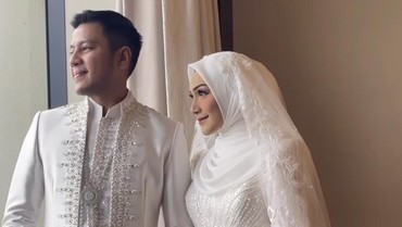 img-title Sah, Melody Prima Resmi Menikah dengan Ilham Akbar Prawira