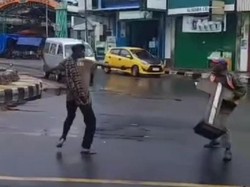 Viral Pria Diduga ODGJ Serang Jukir Pakai Parang di Parepare Sulsel