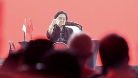 Kader PDIP Solo Cap Jempol Darah Hari Ini: Hidup Mati Ikut Bu Mega