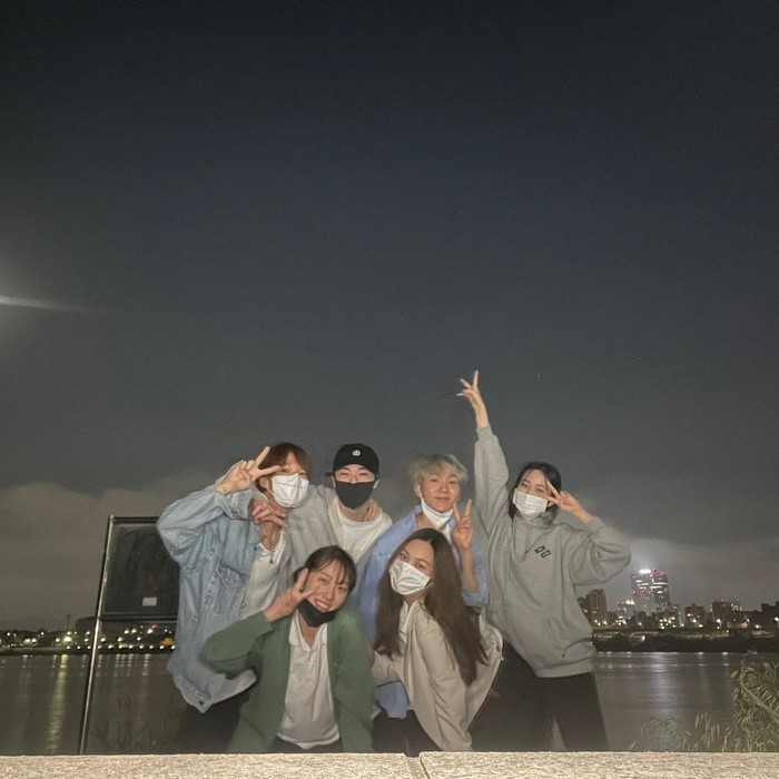 Deretan Idol K-Pop yang Mendapat Julukan 'Social Butterfly'