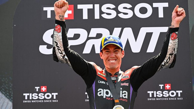 Salah satu pembalap MotoGP Aleix Espargaro mendapat sambutan meriah di media sosial jelang balapan MotoGP Mandalika 2024.