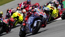 MotoGP Belanda: Marquez Dijatuhi Penalti, Pasrah Merosot ke Posisi 10