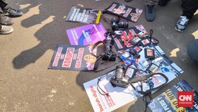Farhan NasDem Temui Massa Aksi: Revisi UU Penyiaran Imbas UU Ciptaker