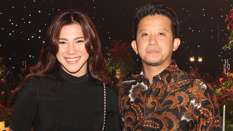 Dita Fakhrana dan Suami Dita Fakhrana dan Suami